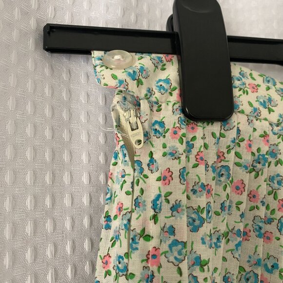 Vintage Pleated Midi Skirt Ditsy Florals - Picture 2 of 4